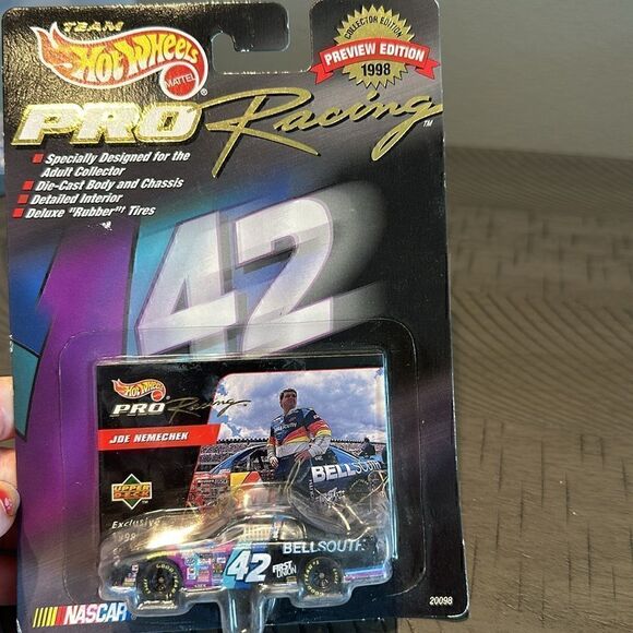 Hot Wheels Pro Racing Joe Nemechek - Picture 4 of 4
